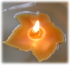 Maple Leaf Floating Beeswax Candle