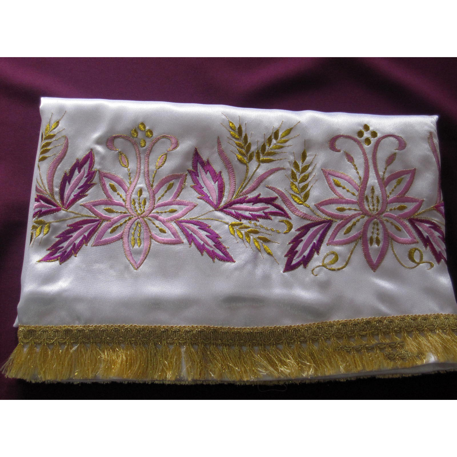 Embroidered Sticharion